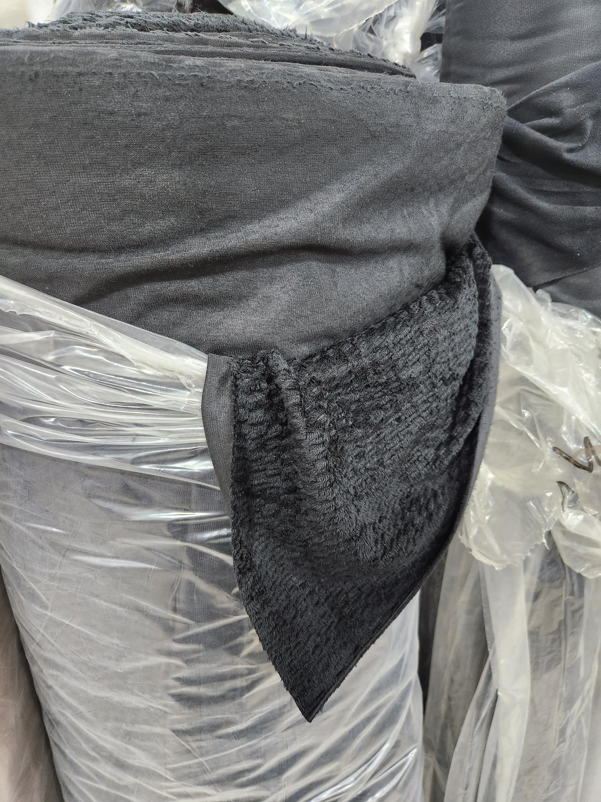 عکس پارچه سرای میرزایی سولماز