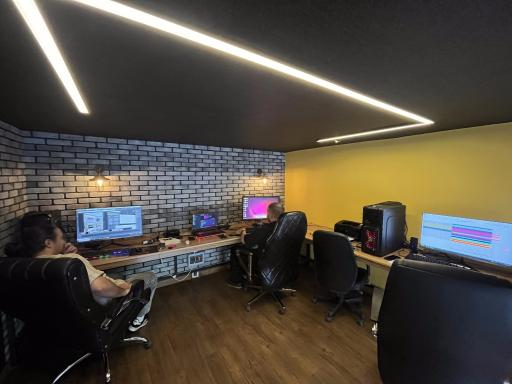 عکس دکتر دیزاین