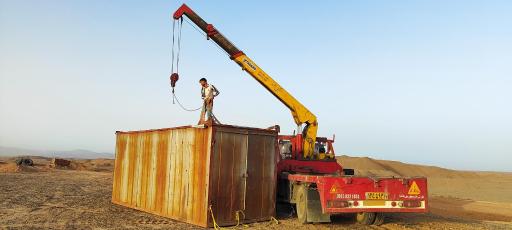 عکس جرثقیل برقرار