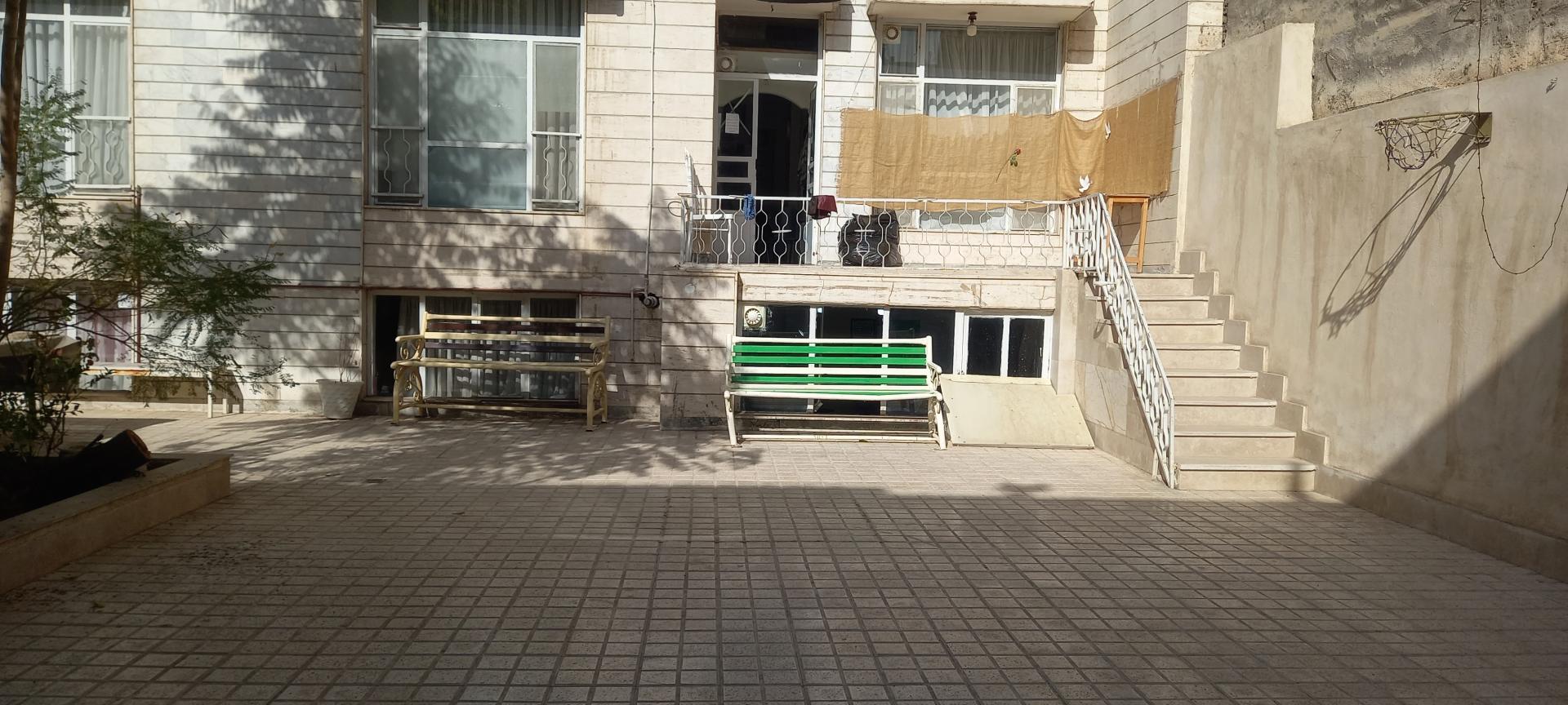 عکس دبیرستان متوسطه دوم دخترانه بانو امین