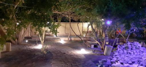 عکس باغ رستوران شارلوت