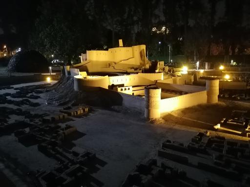 عکس ماکت ارگ بم