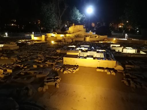 عکس ماکت ارگ بم