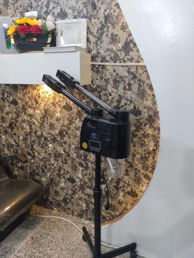 عکس پیرایش آرمین 