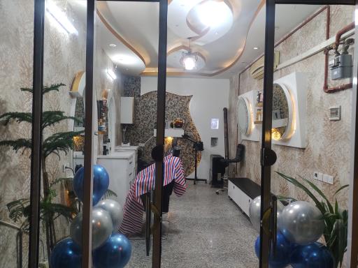 عکس پیرایش آرمین 