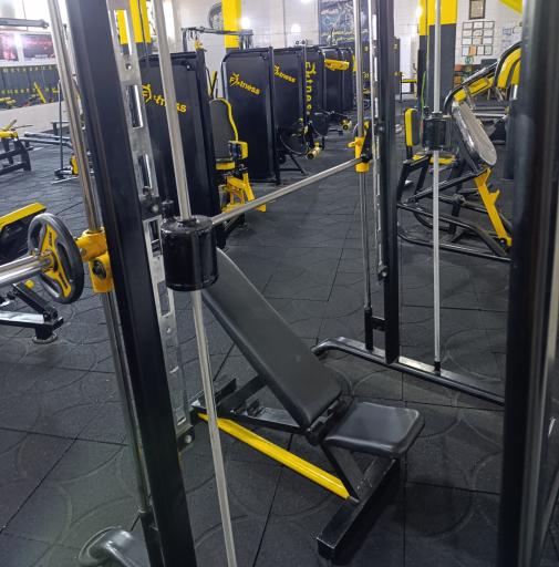 عکس باشگاه بدنسازی علم و بدن