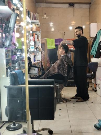 عکس آرایشگاه مردانه حاج مجید