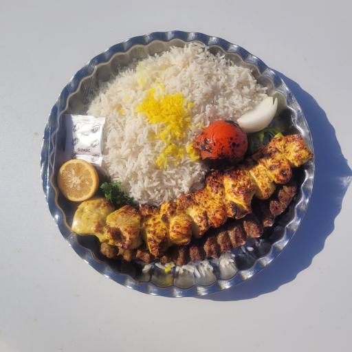 عکس بیرون بر حمید(ایستگاه غذا)