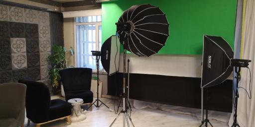 عکس استودیو نما دیده