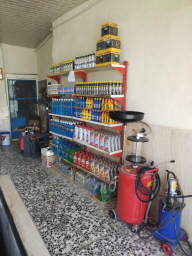 عکس تعویض روغن و آپاراتی عمو علی