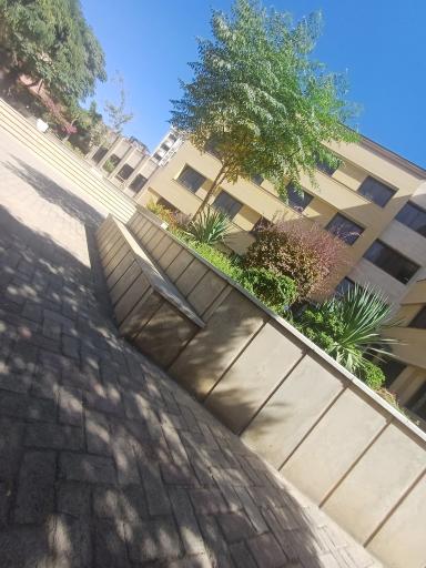 عکس ساختمان 2 دانشگاه صنعتی سجاد