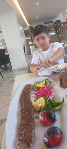 عکس رستوران ستاره حاج حسن