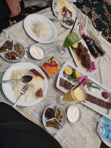 عکس رستوران ستاره حاج حسن