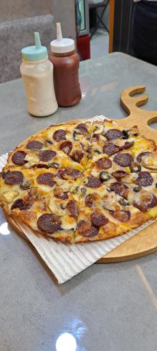 عکس کیک پیتزا وال