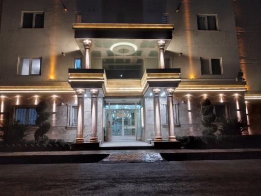 عکس بلوک یاس ۷۶