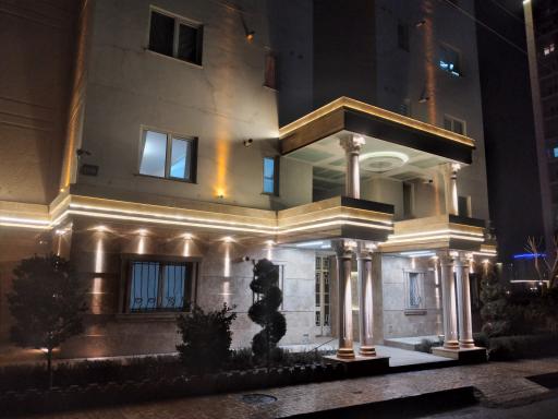 عکس بلوک یاس ۷۶