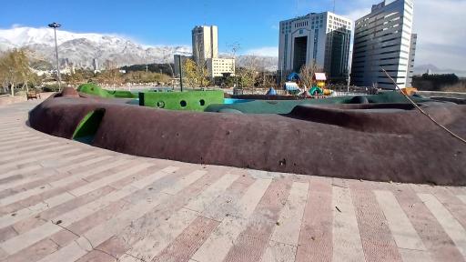 عکس زمین بازی کودکان