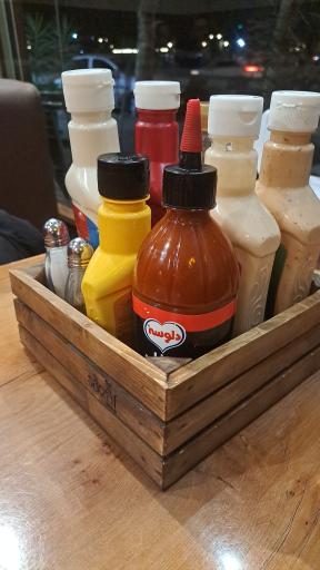 عکس پیتزا کاج