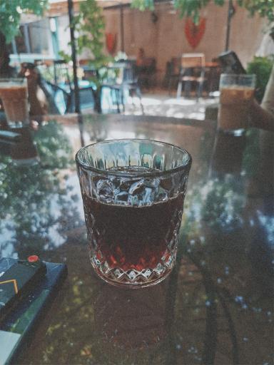 کافه کتاب خانه اکنون