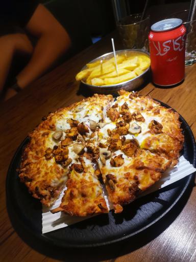 عکس پیتزا کاج