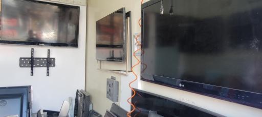عکس خدمات تعمیر تلویزیون زنجان (سامیران)