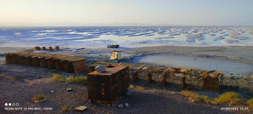 عکس پل دریاچه ارومیه