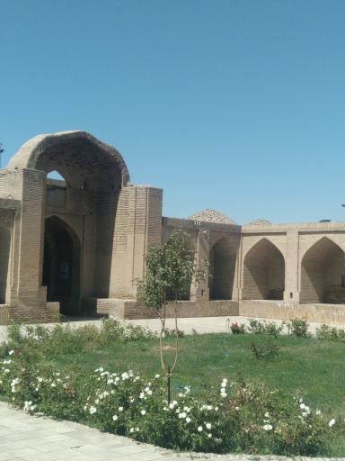 کاروانسرای رباط طرق