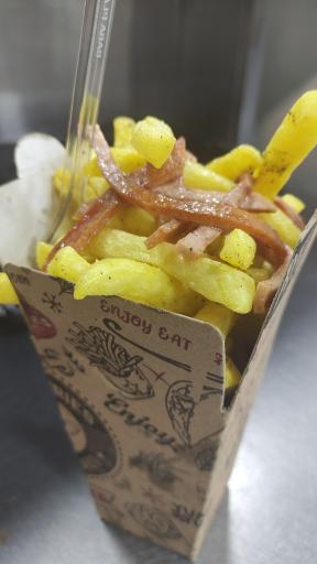 عکس فست فود جناب خان شعبه ۲