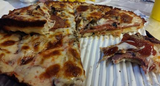 عکس پیتزا دو در یک