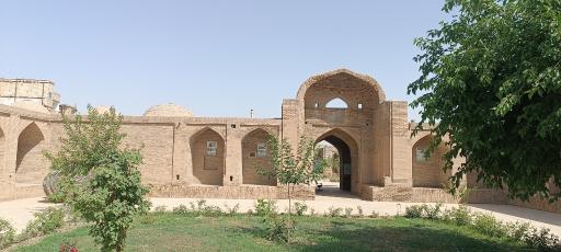 کاروانسرای رباط طرق