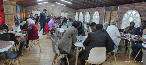 عکس سفره خانه سنتی بادیل عشق