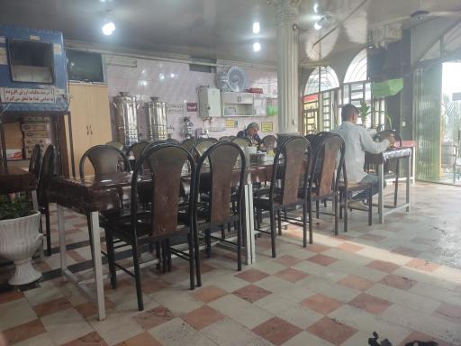 عکس کافه رستوران اکبر کاشی