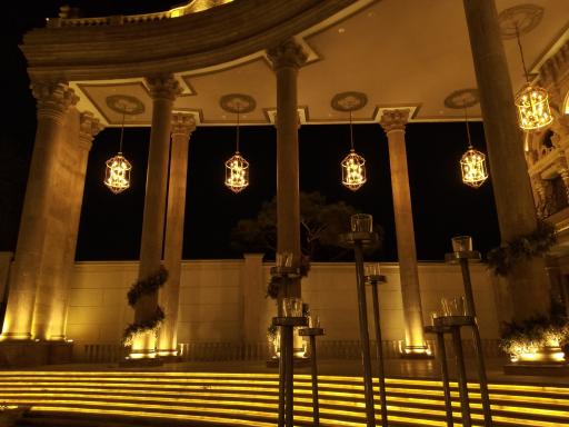 عکس عمارت الوین