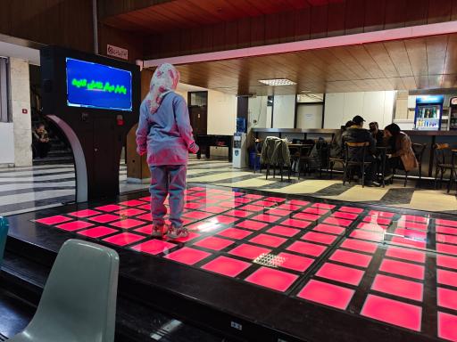 عکس باشگاه کارکنان بانک سپه