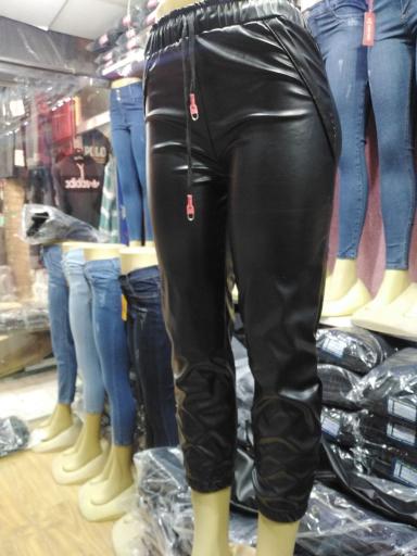 عکس پوشاک رنگارنگ