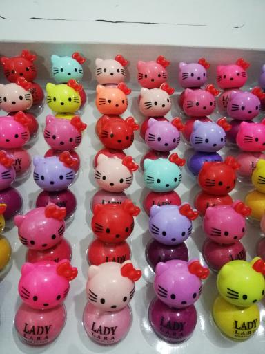 عکس پوشاک رنگارنگ