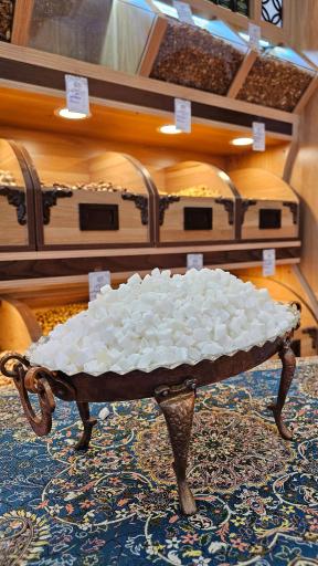 عکس آجیل و خشکبار حاجی پور