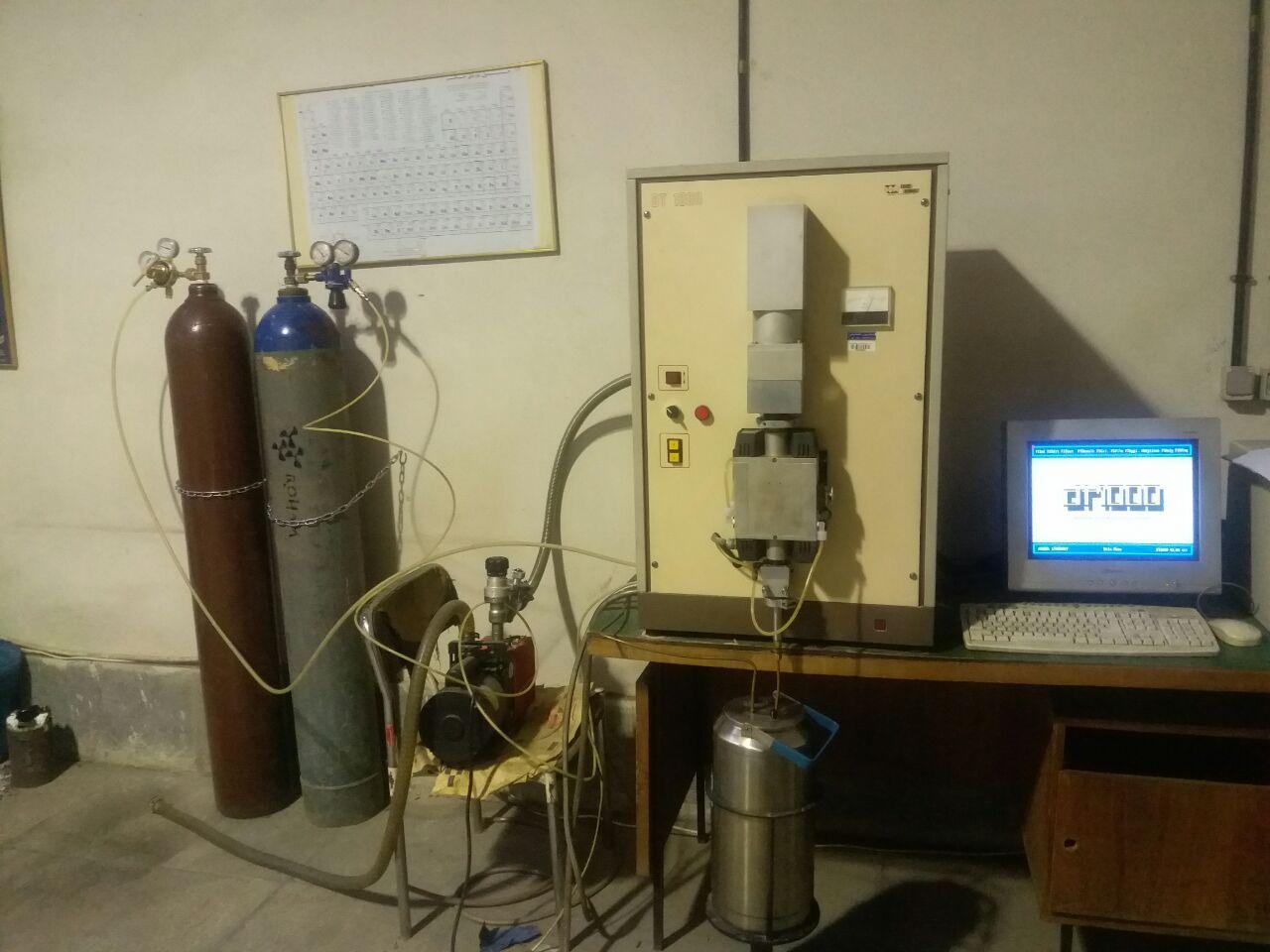 عکس آزمایشگاه های دانشکده متالورژی و مواد