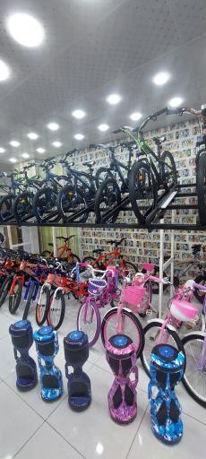 عکس فروشگاه دوچرخه سایکل لند