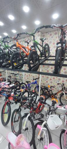 عکس فروشگاه دوچرخه سایکل لند