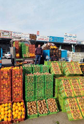 عکس میدان میوه و تره بار ارومیه