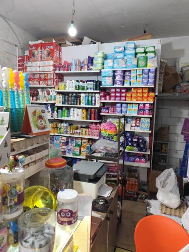 عکس سوپرمارکت آقای مزه