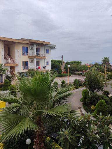 عکس هتل آپارتمان ونوس نشتارود