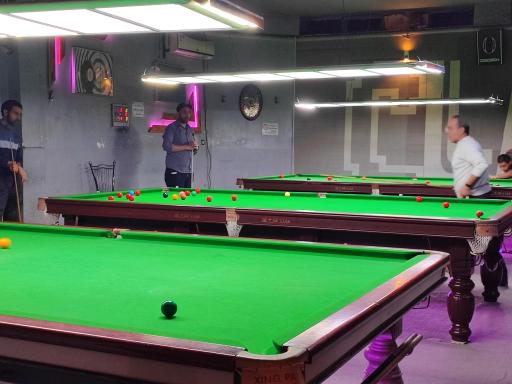 عکس باشگاه بیلیارد کلاسیک 