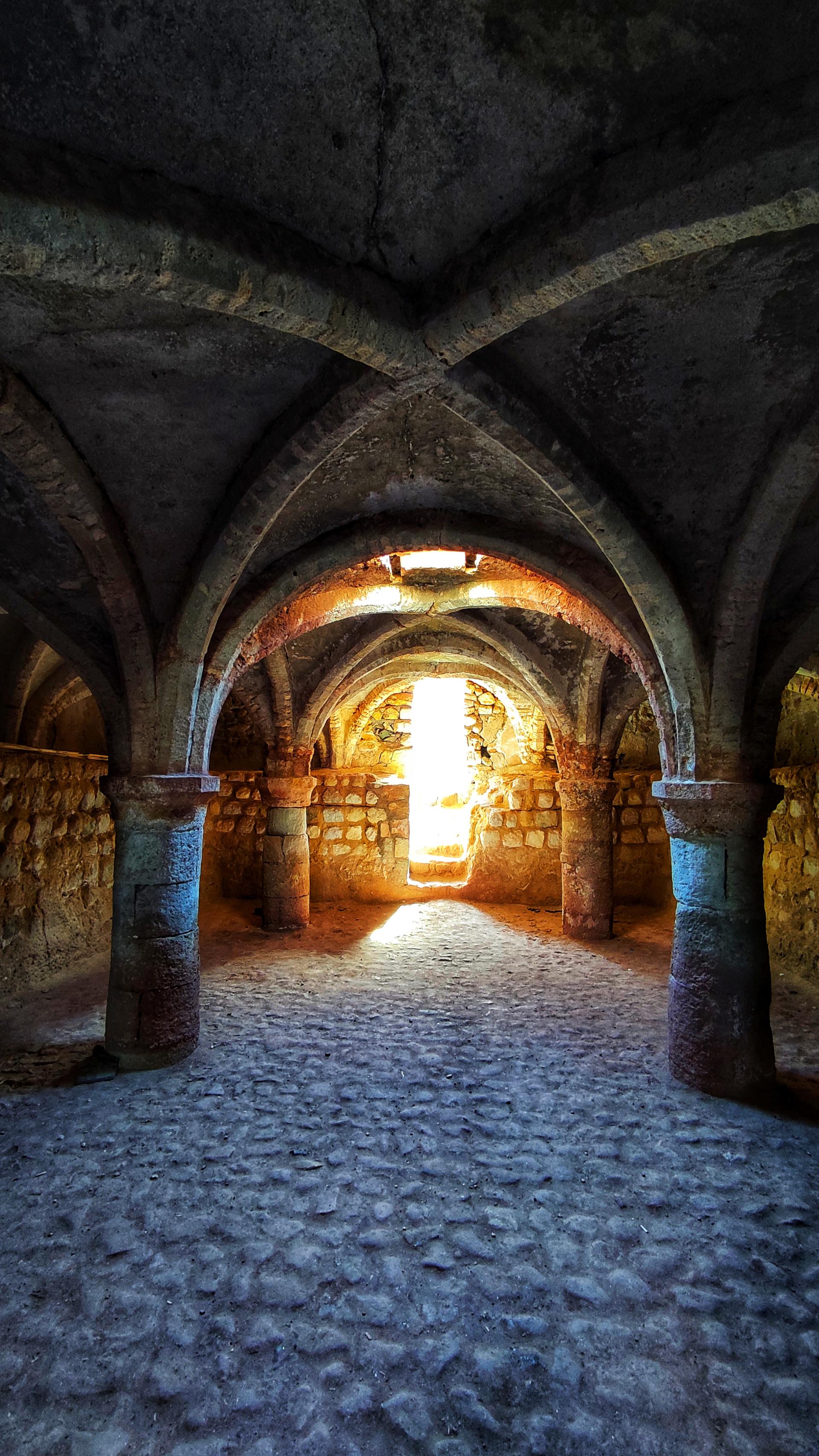 عکس قلعه پرتغالی‌ها هرمز