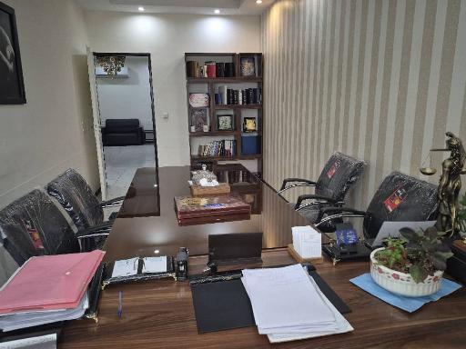 عکس دفتر وکالت فاطمه کاویانی 