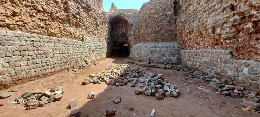 عکس قلعه پرتغالی‌ها هرمز