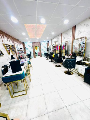 عکس سالن زیبایی عاطفه هدایتی