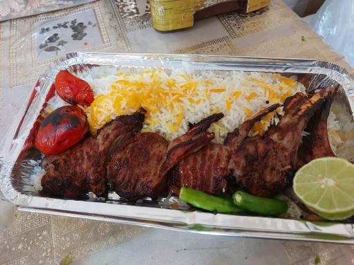 عکس رستوران زیتون قلعه گنج