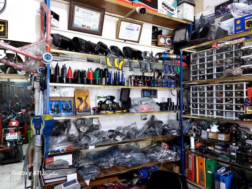 عکس نمایندگی بنلی موتور سید محسن عرب 